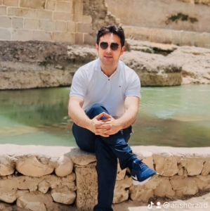 Ari Sherzad